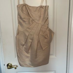 Strapless minidress